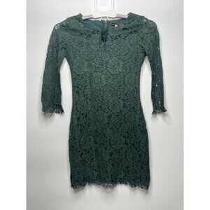 ella moss Green Lace Floral Design Fancy dress Zipped Back Closure Size 14